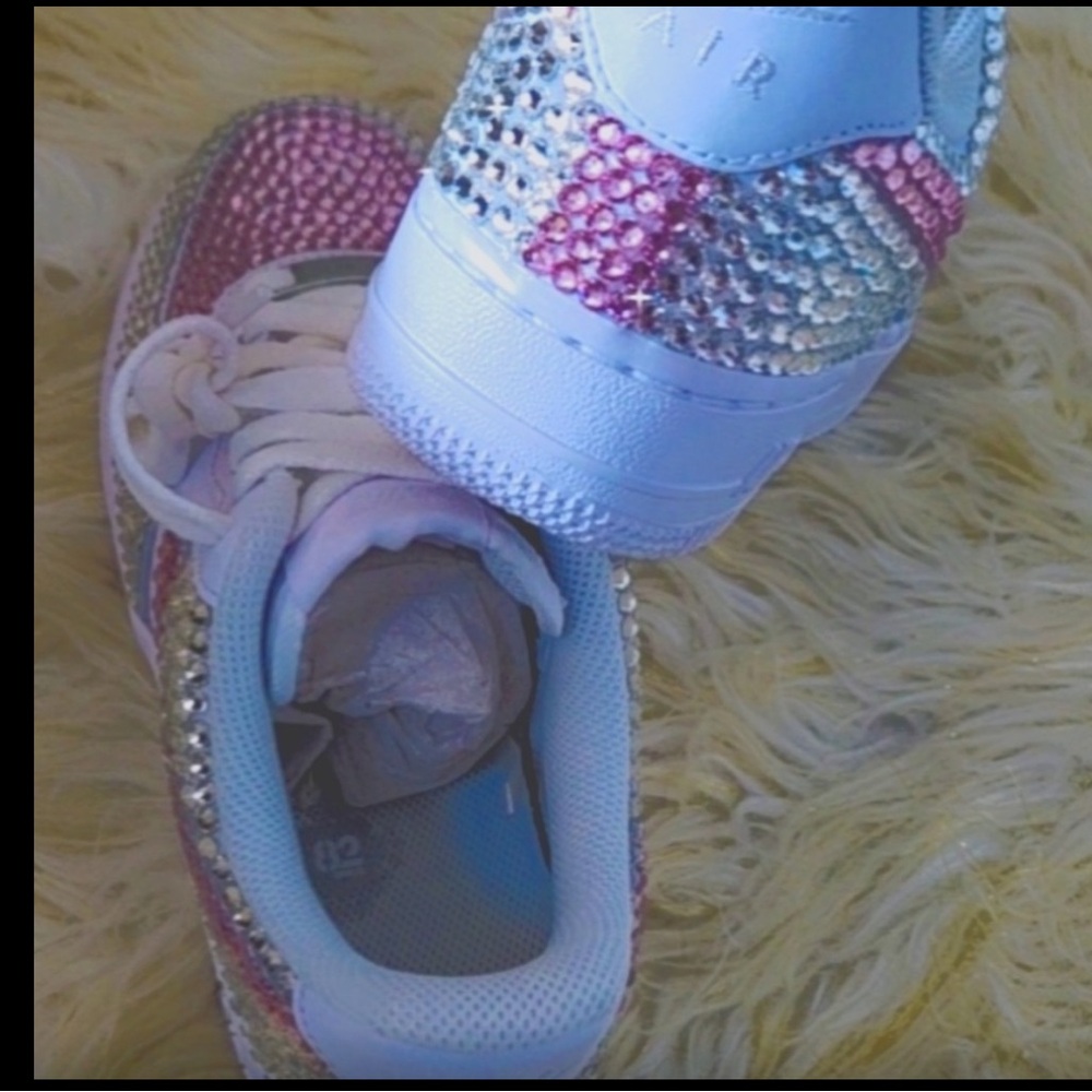 Women’s Nike Air Force 1 embellished Sneakers 9 - Picture 4 of 10
